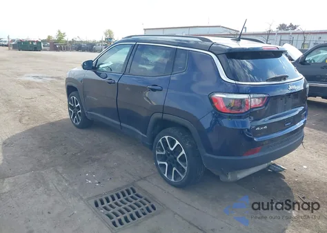 2018 Jeep Compass Limited 4X4 from USA, damaged, VIN 3C4NJDCB6JT238513